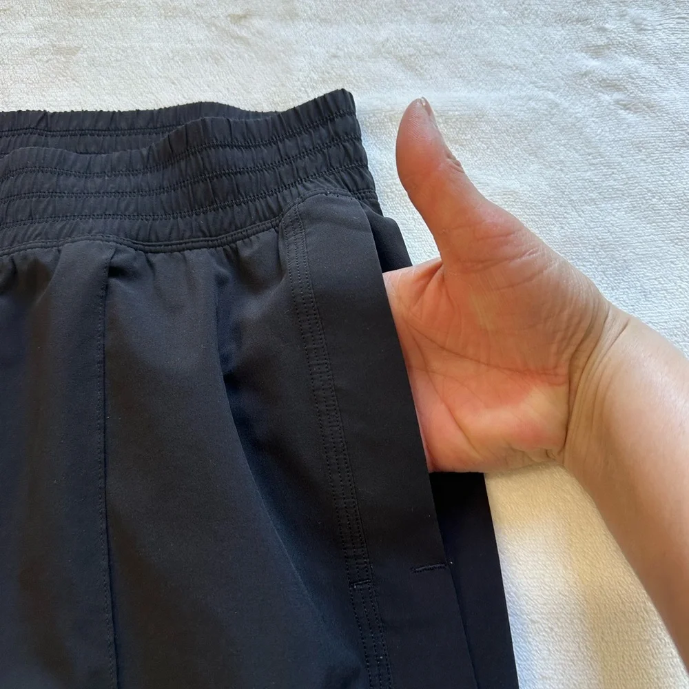 Lululemon | Wanderer Crop (Black) Size 6 EUC -Swift Ultra Light -Style # W6BA8S - Picture 9 of 12
